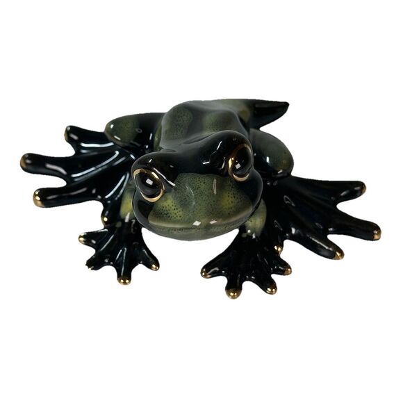 Golden Pond Collection Green Ceramic Shelf Frog Figurine By Green Tree - Picture 1 of 11